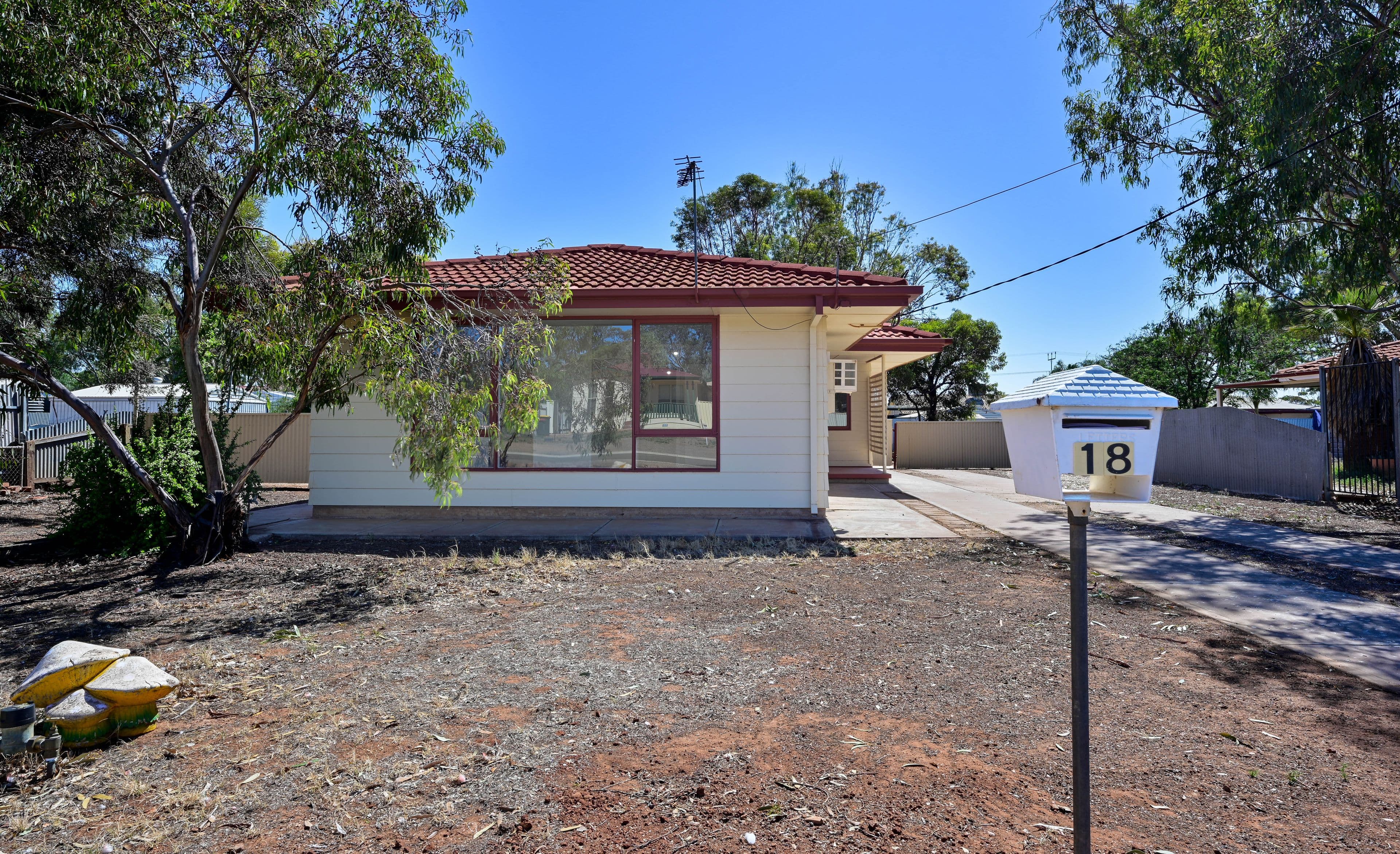 18 Shepstone Street, Quorn SA 5433, Quorn - Image 1