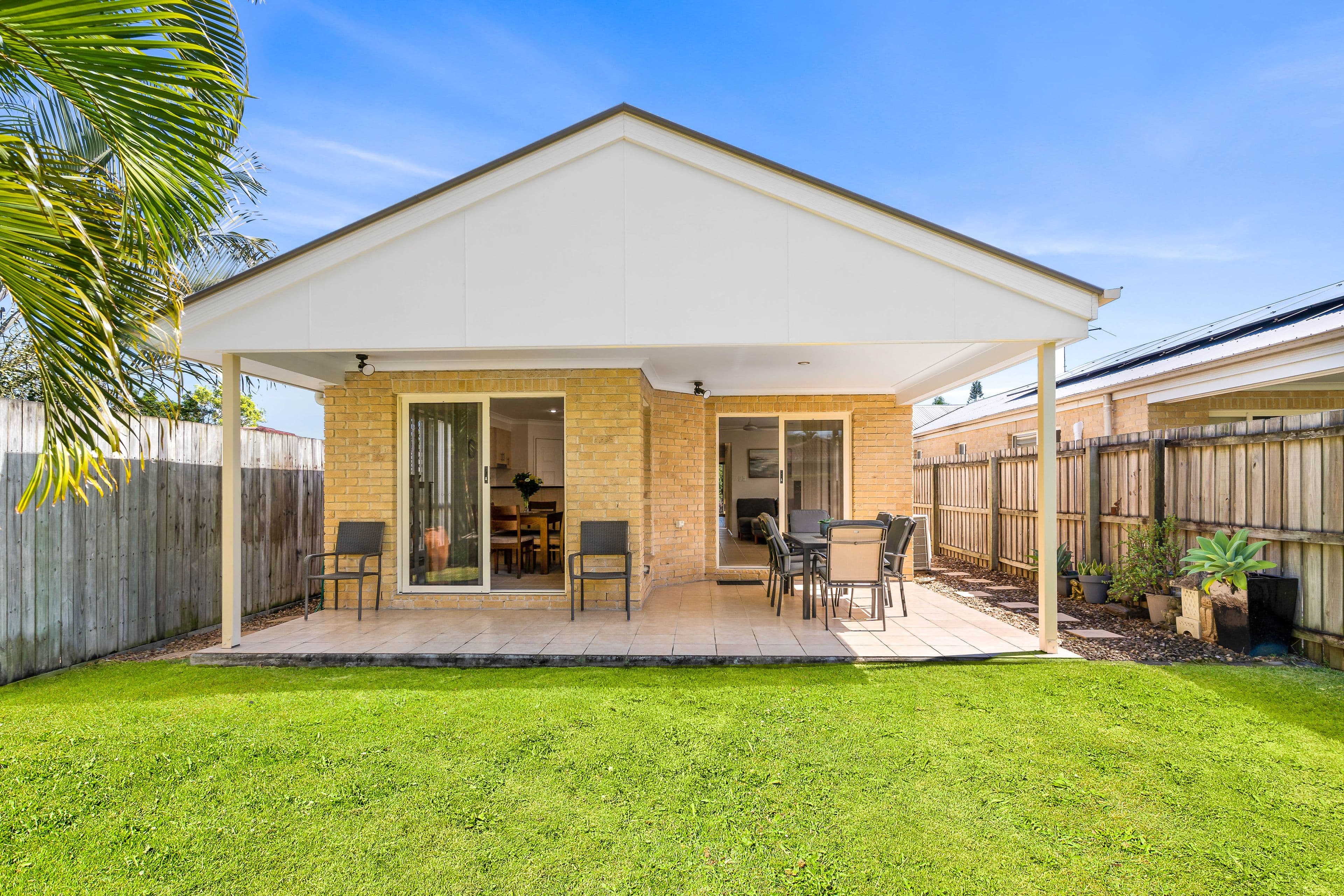 37 Achilles Drive, Springwood QLD 4127, Springwood - Thumbnail 2