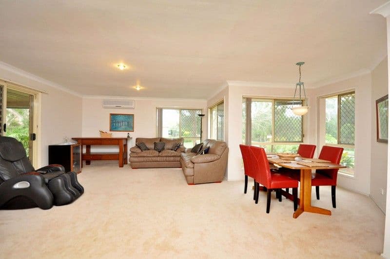61 Castlerea Street, TINGALPA QLD 4173, Tingalpa - Thumbnail 2