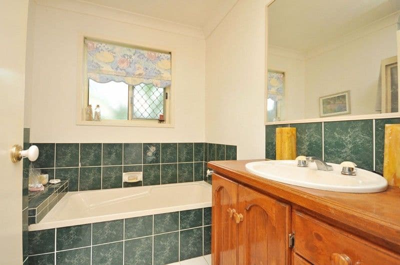 61 Castlerea Street, TINGALPA QLD 4173, Tingalpa - Thumbnail 5