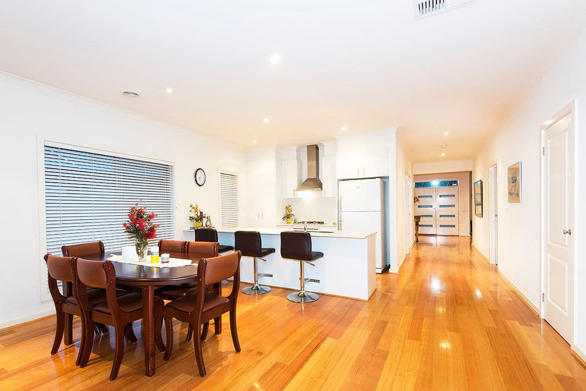 9 Fitzgerald Drive, South Morang VIC 3752, South Morang - Thumbnail 4