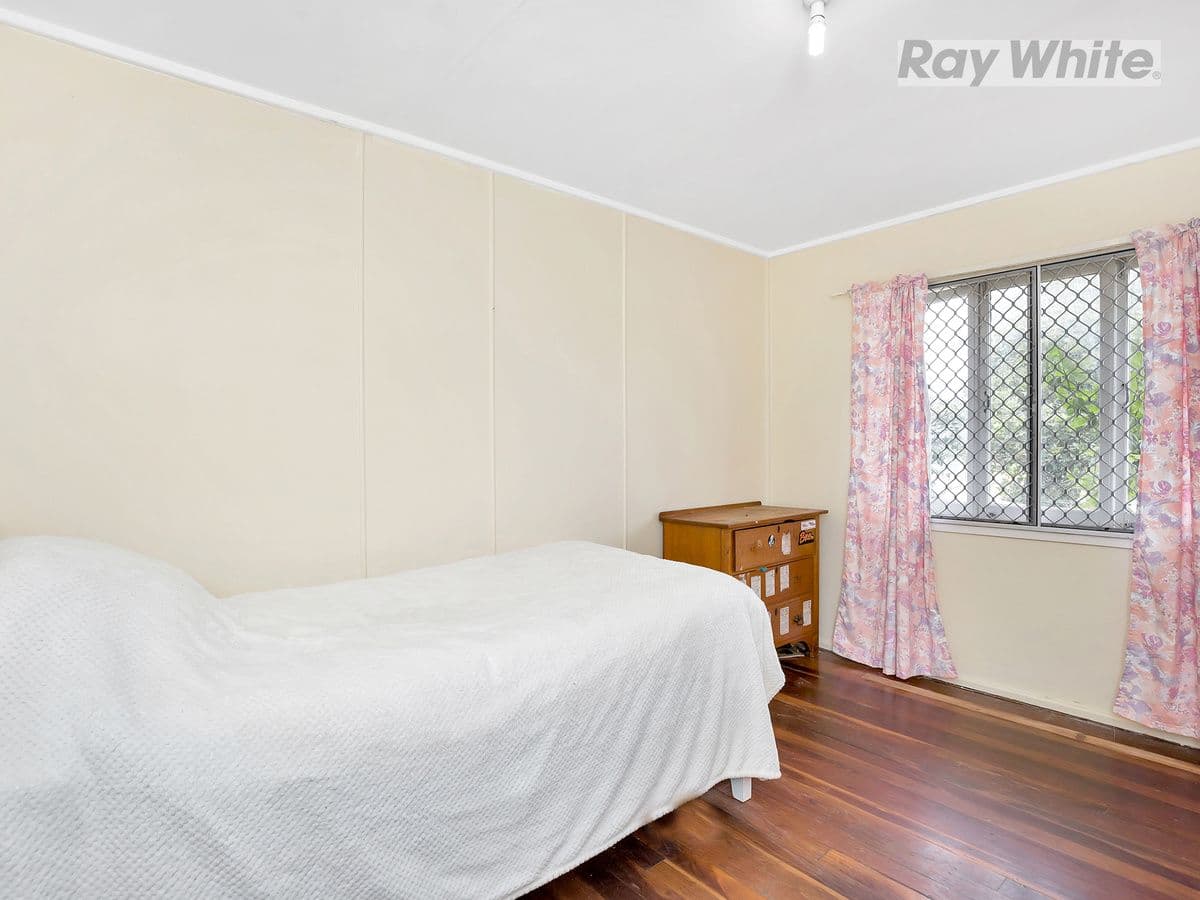 5 Lightbody Street, GOODNA QLD 4300, Goodna - Thumbnail 5