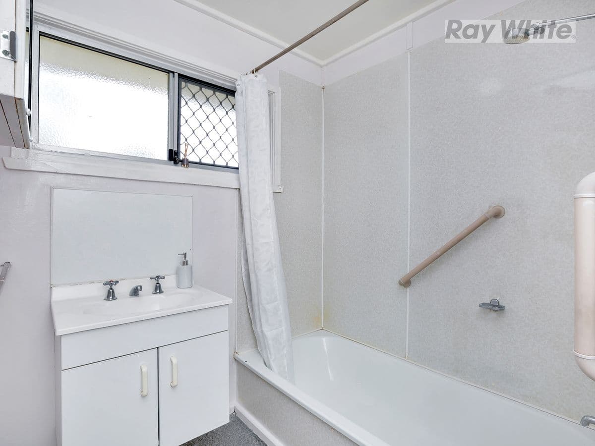 5 Lightbody Street, GOODNA QLD 4300, Goodna - Thumbnail 6