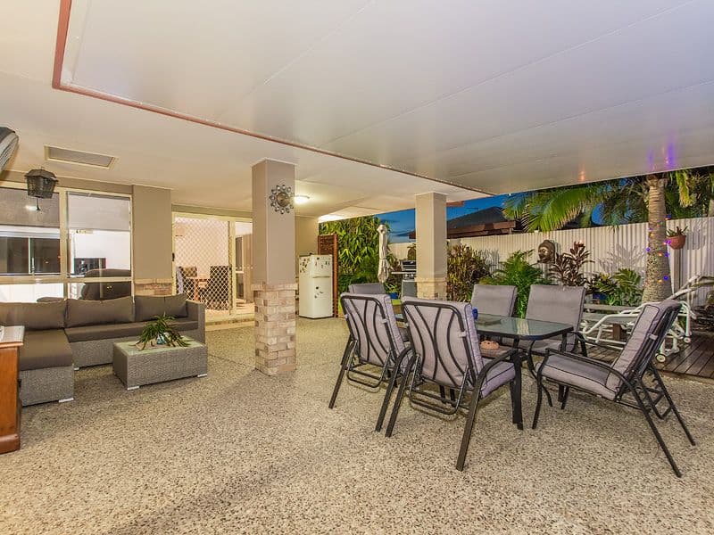 61 River Meadows Drive, Upper Coomera QLD 4209, Upper Coomera - Thumbnail 3