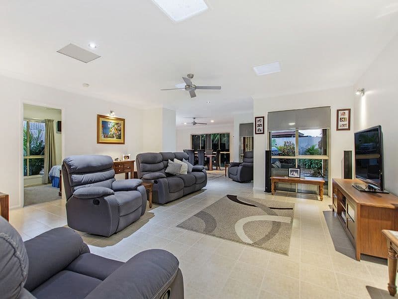 61 River Meadows Drive, Upper Coomera QLD 4209, Upper Coomera - Thumbnail 6