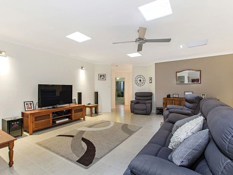 61 River Meadows Drive, Upper Coomera QLD 4209, Upper Coomera - Thumbnail 7
