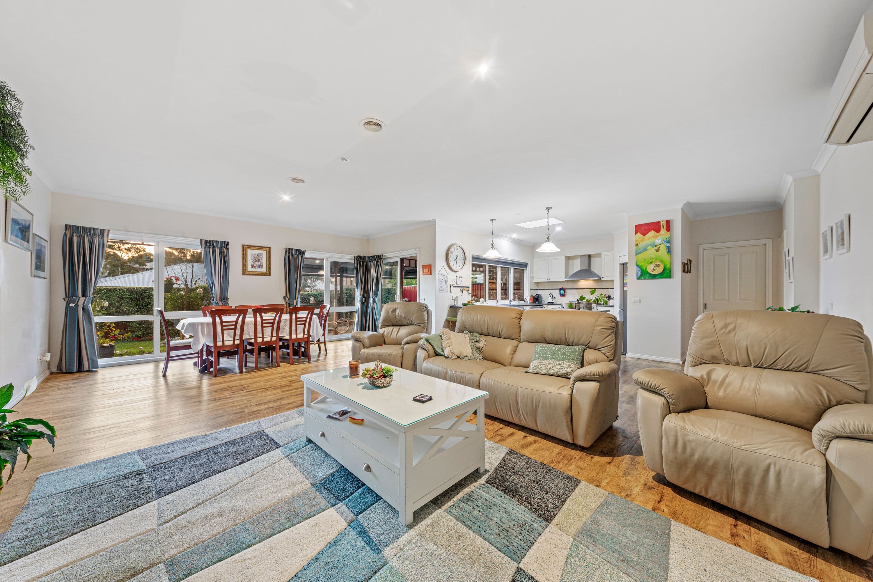 17 Windermere Boulevard, Pakenham VIC 3810, Pakenham - Thumbnail 7