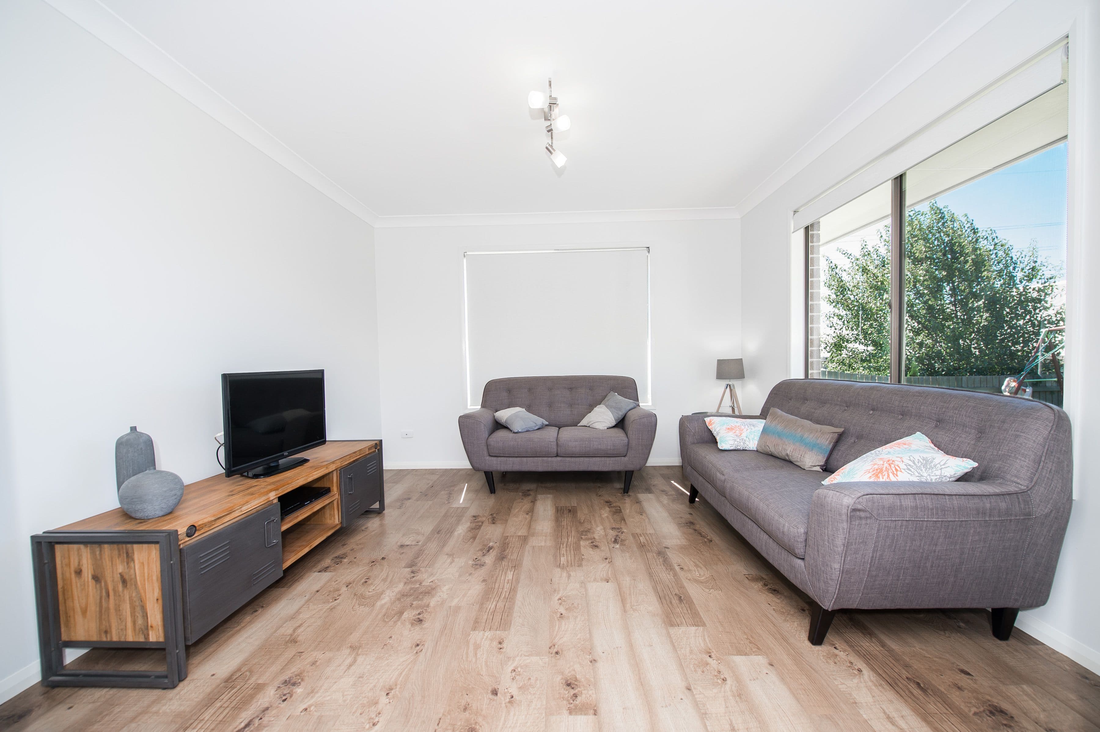11 Vinnicombe Street, Kearneys Spring QLD 4350, Kearneys Spring - Thumbnail 2