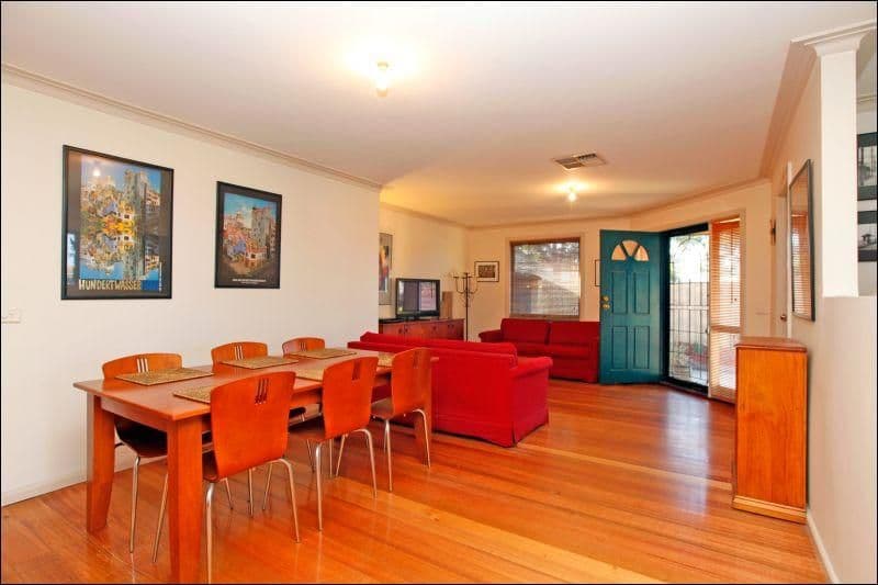 4 Londrew Court, TULLAMARINE VIC 3043, Tullamarine - Thumbnail 4
