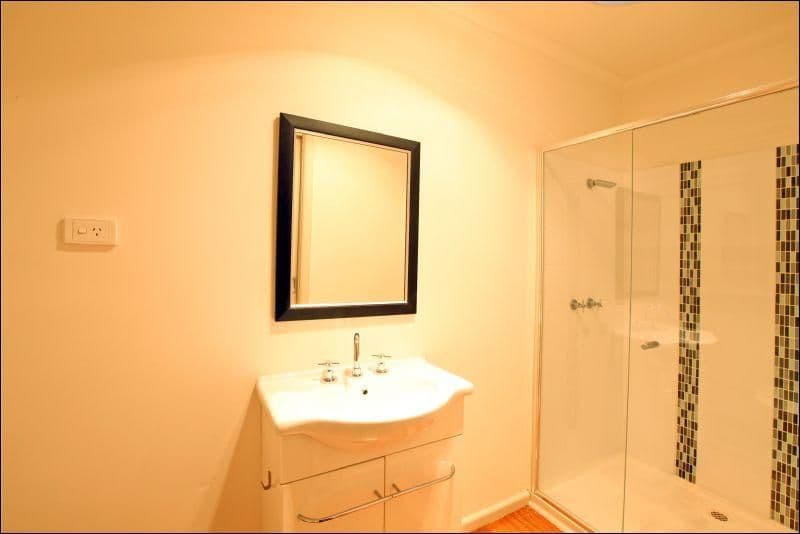 4 Londrew Court, TULLAMARINE VIC 3043, Tullamarine - Thumbnail 8