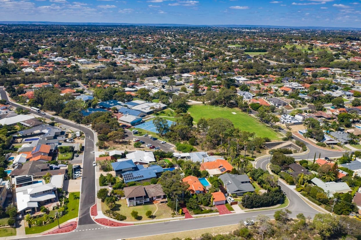 28 Templetonia Avenue, Sorrento WA 6020, Sorrento - Thumbnail 4