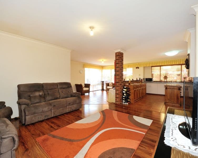 14 Bolsabay Drive, Waikiki WA 6169, Waikiki - Thumbnail 5