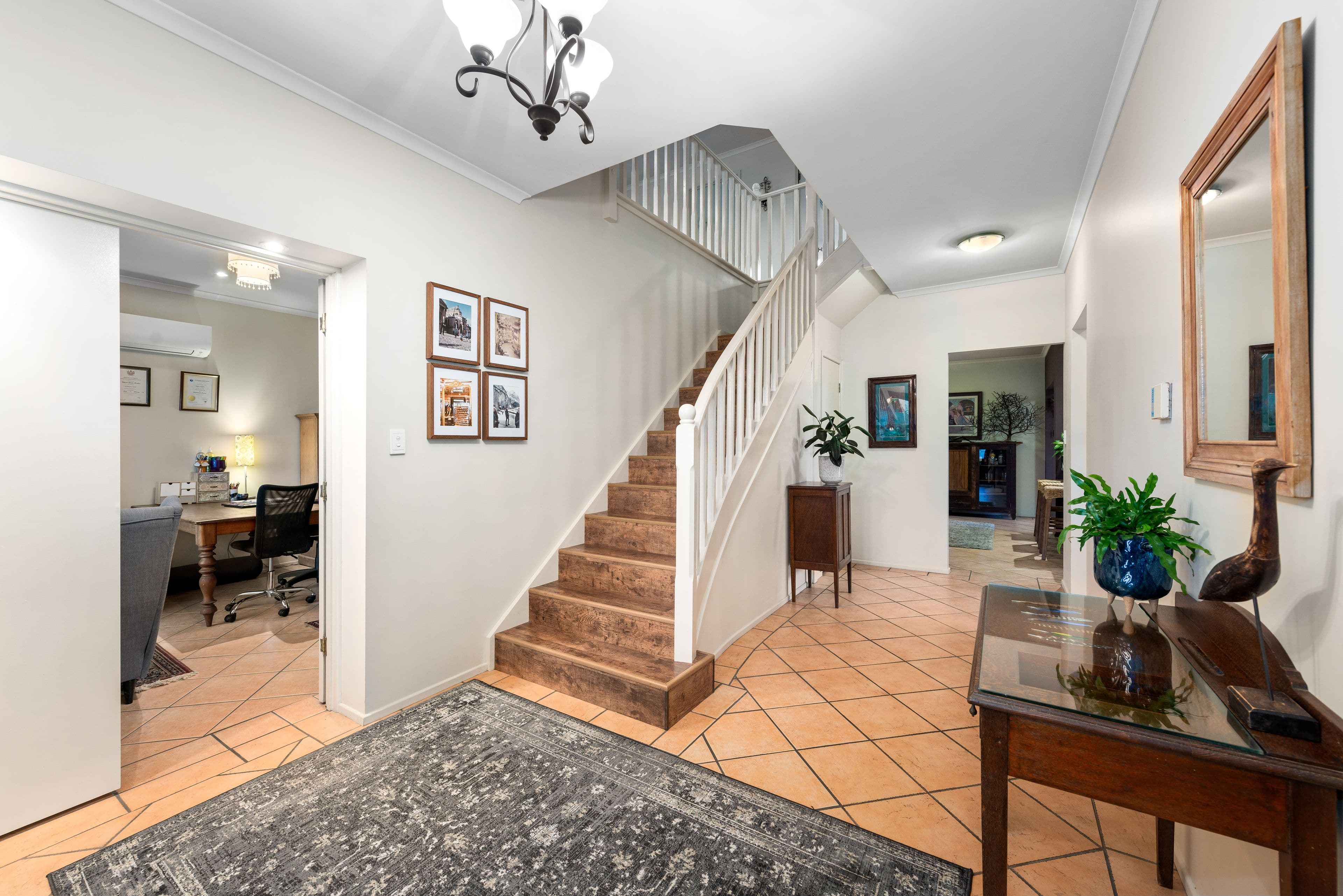 16 Carrington Place, Carindale QLD 4152, Carindale - Thumbnail 3