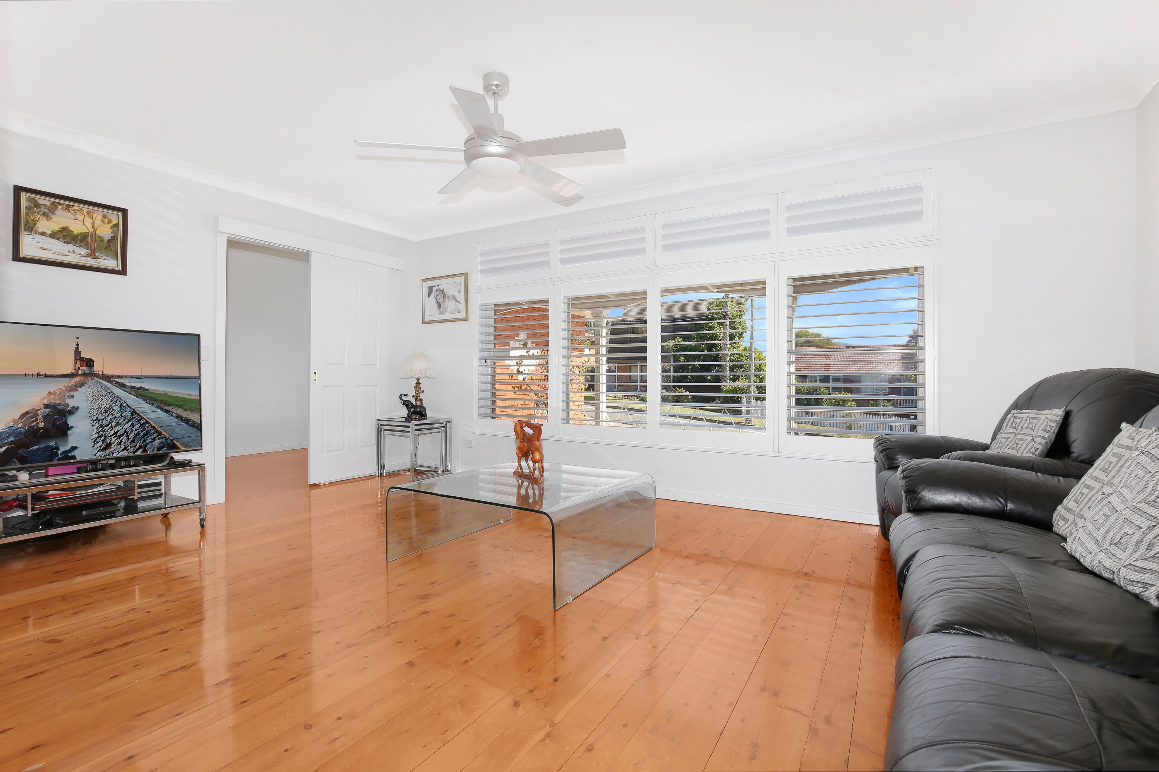 145 Farmborough Road, Farmborough Heights - Thumbnail 2