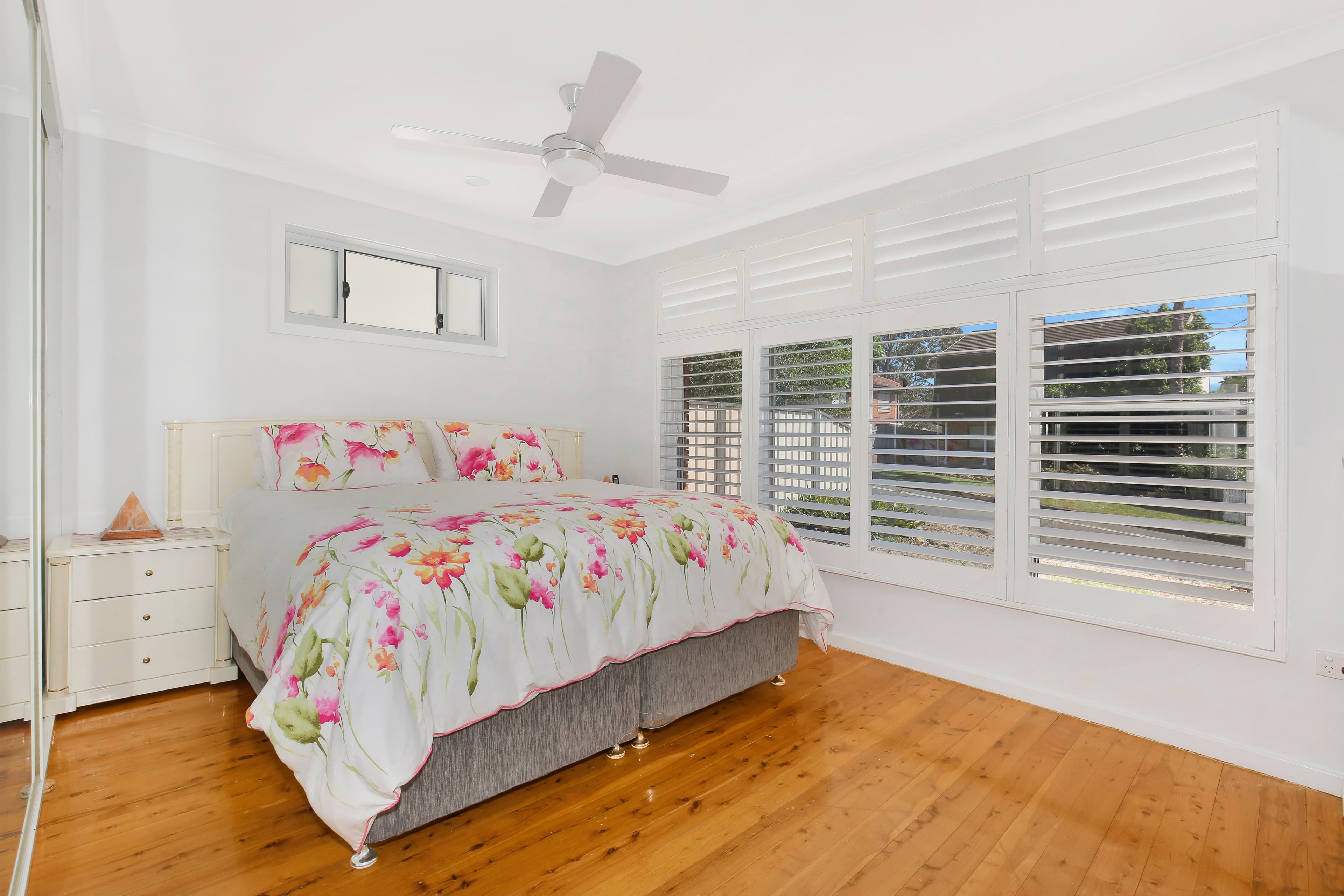 145 Farmborough Road, Farmborough Heights - Thumbnail 4