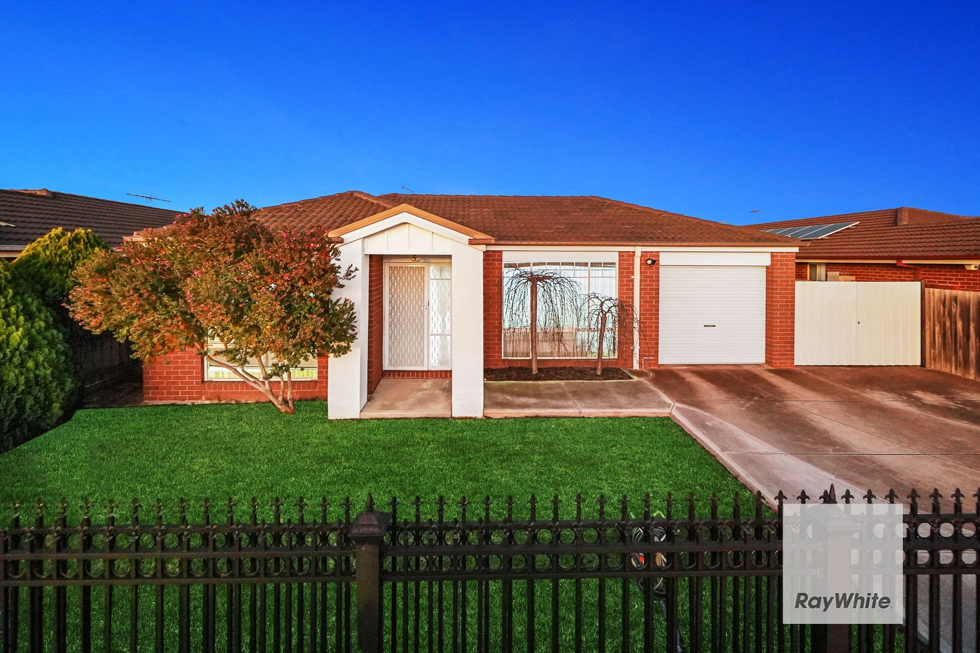 8 Pavleka Street, Hillside VIC 3037, Hillside - Image 1
