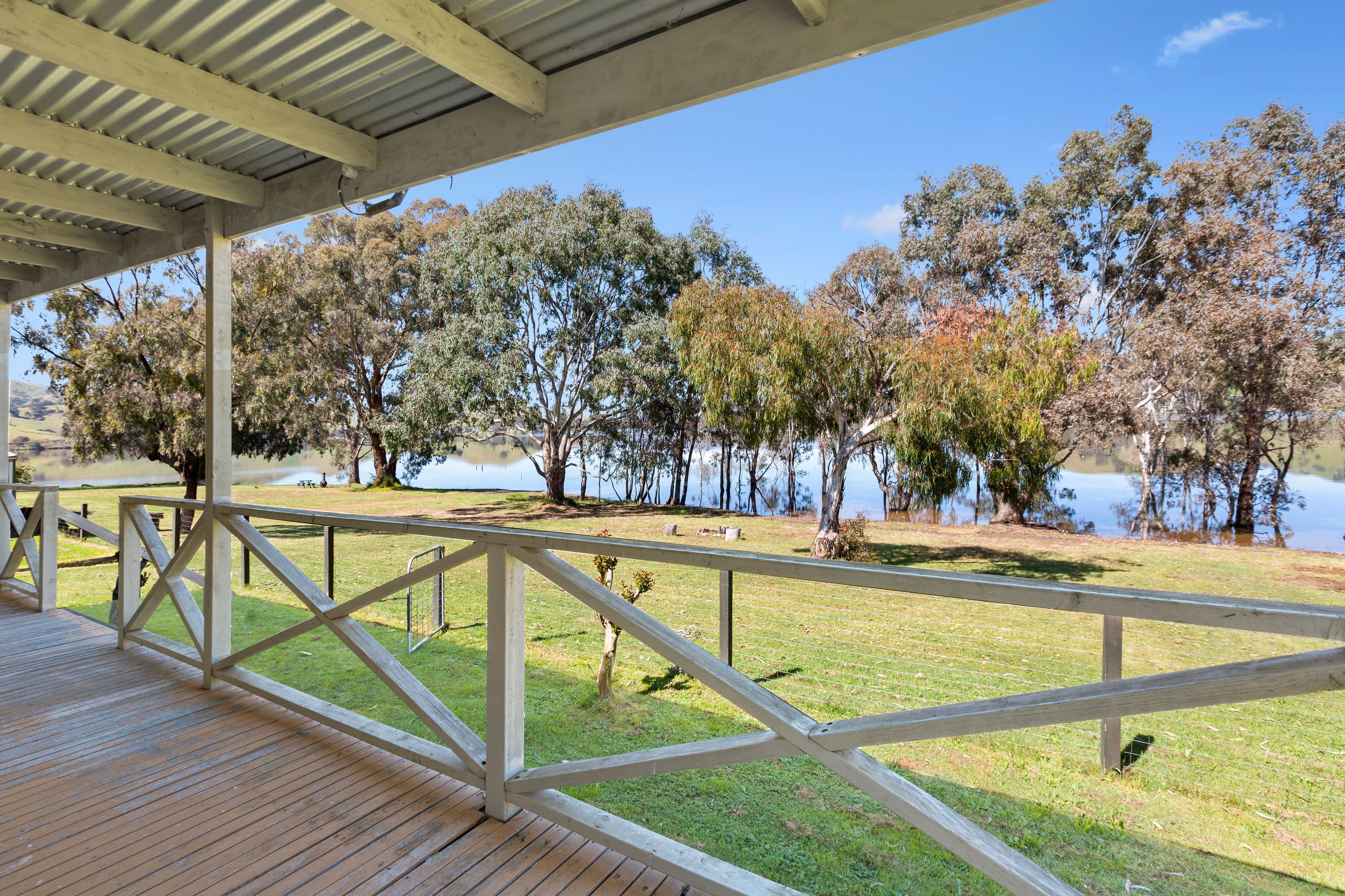 9 Nanda Court, Bonnie Doon VIC 3720, Bonnie Doon - Thumbnail 2
