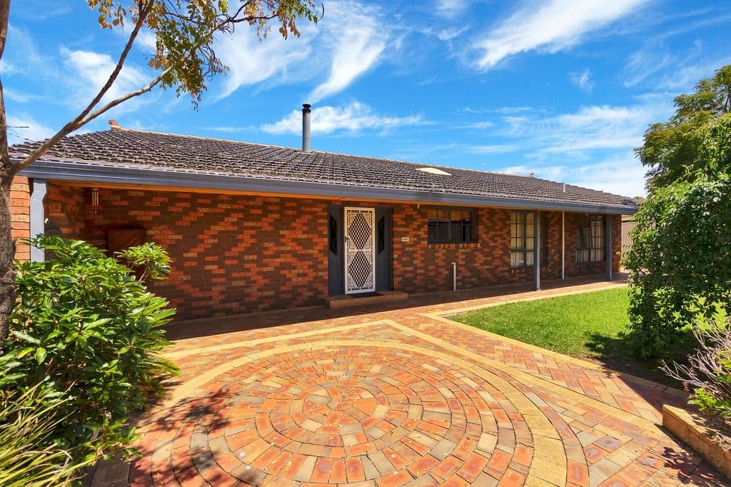 23 Aitken Avenue, Hoppers Crossing VIC 3029, Hoppers Crossing - Thumbnail 2