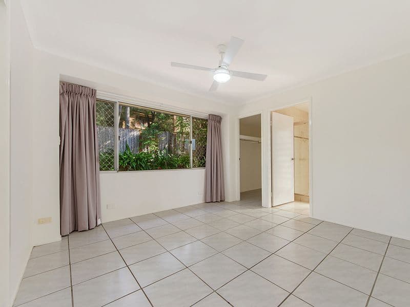 35 California Drive, Oxenford QLD 4210, Oxenford - Thumbnail 7