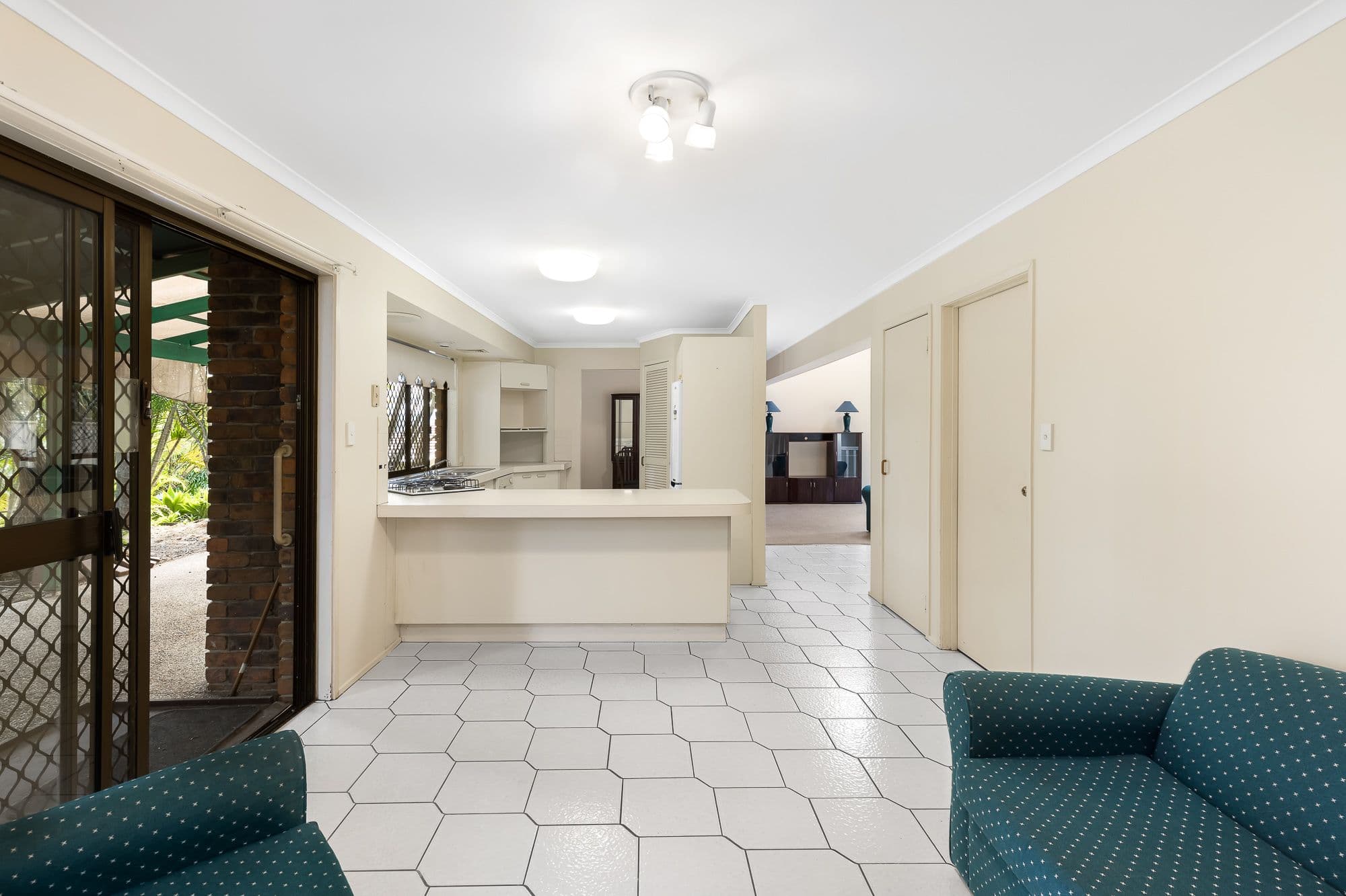 3 Mistral Street, Jamboree Heights QLD 4074, Jamboree Heights - Thumbnail 3
