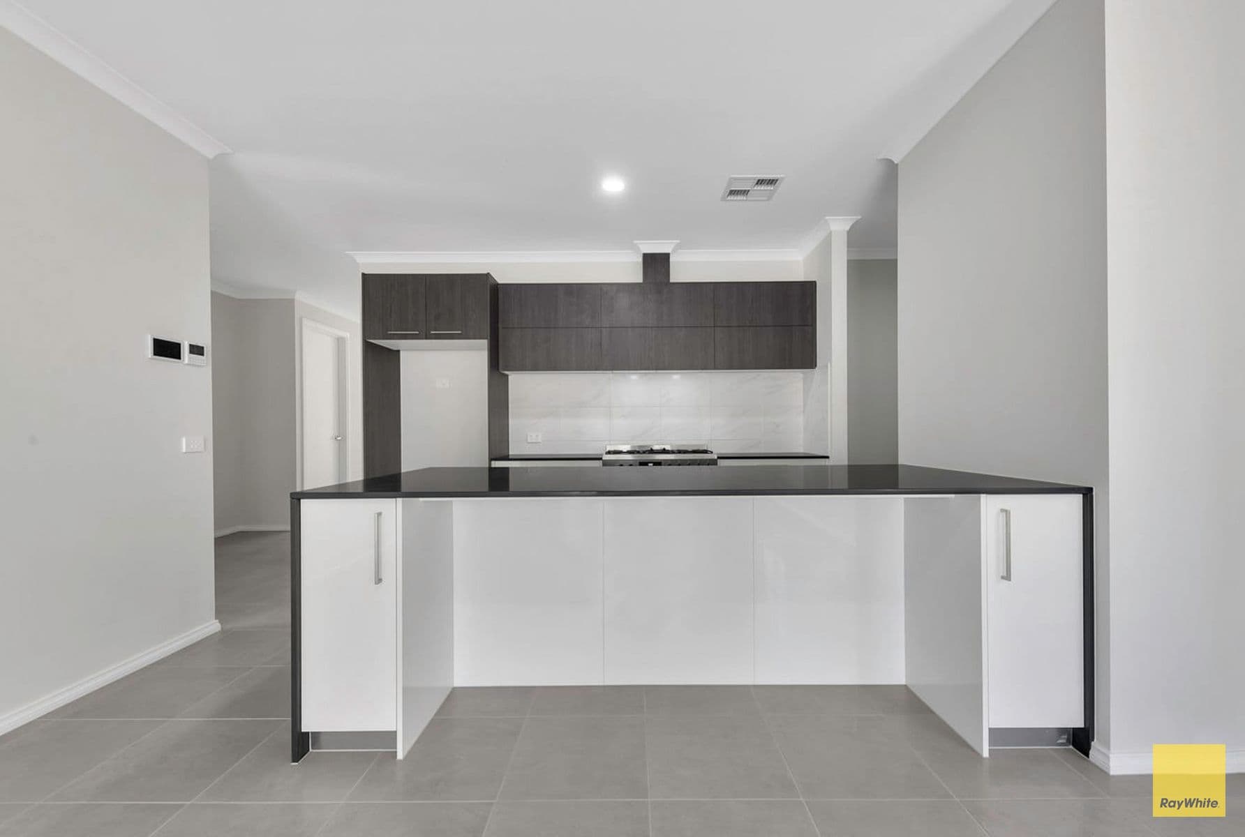 6 Farleigh Drive, Tarneit VIC 3029, Tarneit - Thumbnail 4
