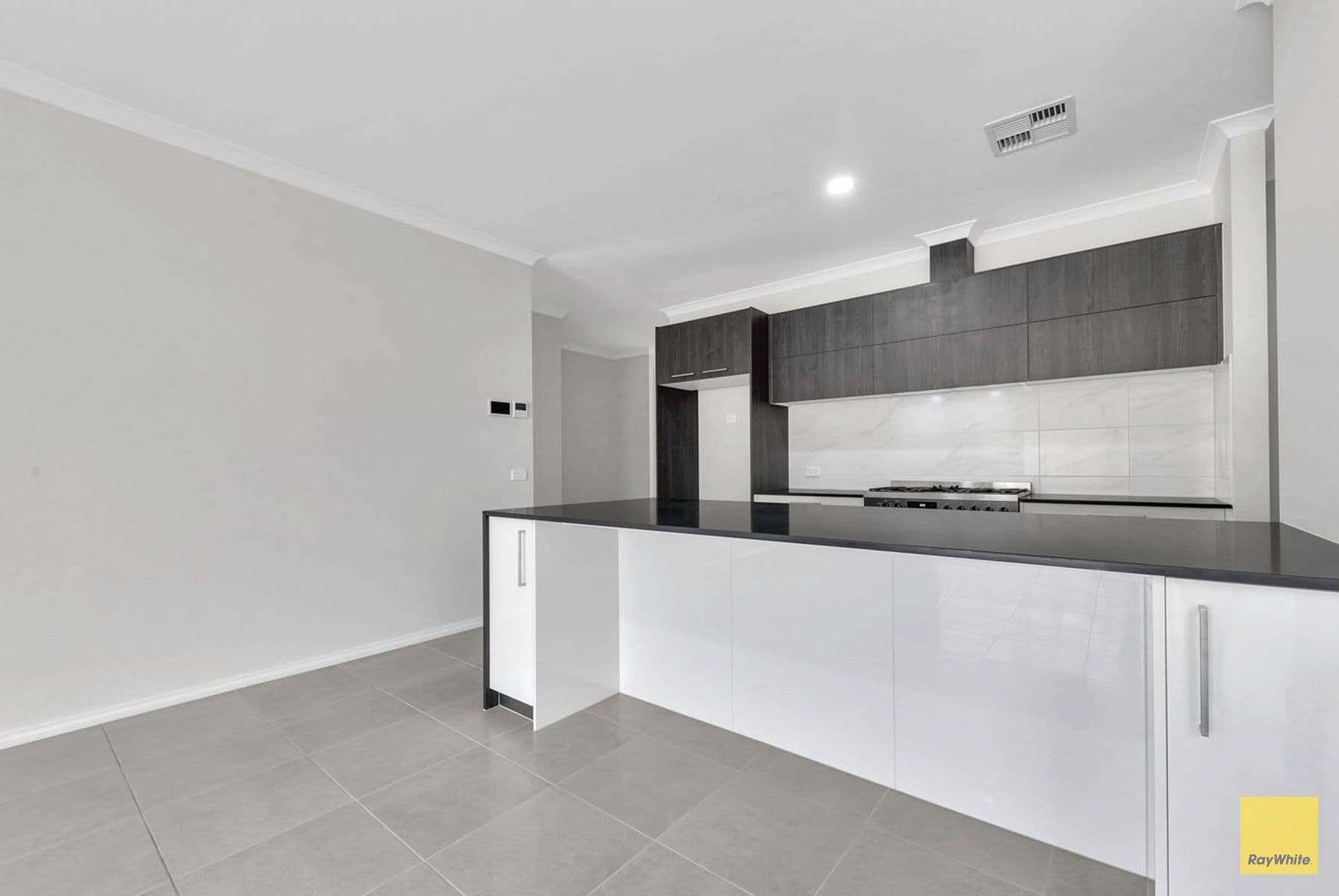 6 Farleigh Drive, Tarneit VIC 3029, Tarneit - Thumbnail 5