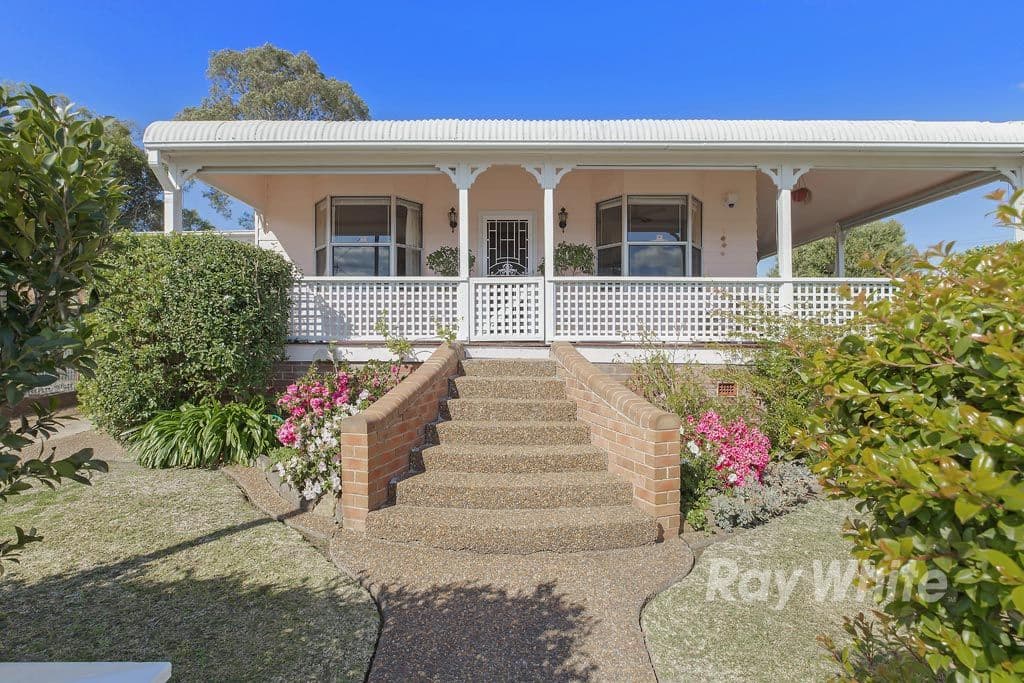 34 Lake Road, Fennell Bay - Image 1