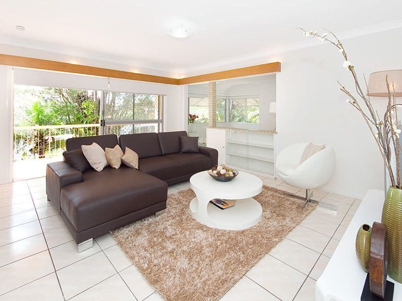 57 Rhyndarra Street, YERONGA QLD 4104, Yeronga - Thumbnail 2