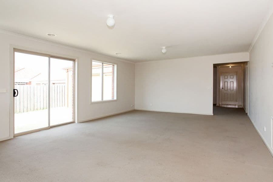 11 Lady Penrhyn Drive, WYNDHAM VALE VIC 3024, Wyndham Vale - Thumbnail 4