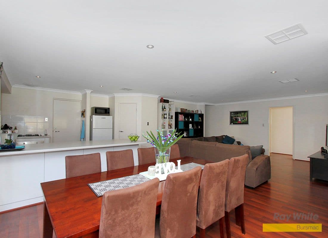 19 Winona Link, BANKSIA GROVE WA 6031, Banksia Grove - Thumbnail 4