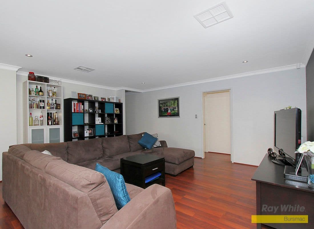 19 Winona Link, BANKSIA GROVE WA 6031, Banksia Grove - Thumbnail 7