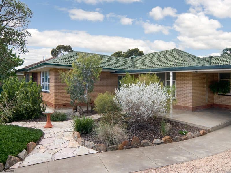 8  Parkwood Grove, MITCHELL PARK SA 5043, Mitchell Park - Image 1