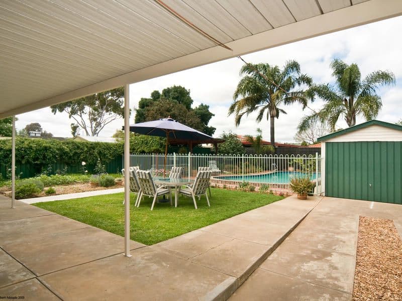 8  Parkwood Grove, MITCHELL PARK SA 5043, Mitchell Park - Thumbnail 2