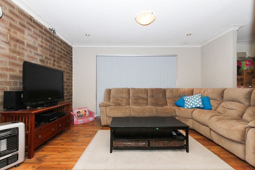 6 Crain Court, Beechboro WA 6063, Beechboro - Thumbnail 2