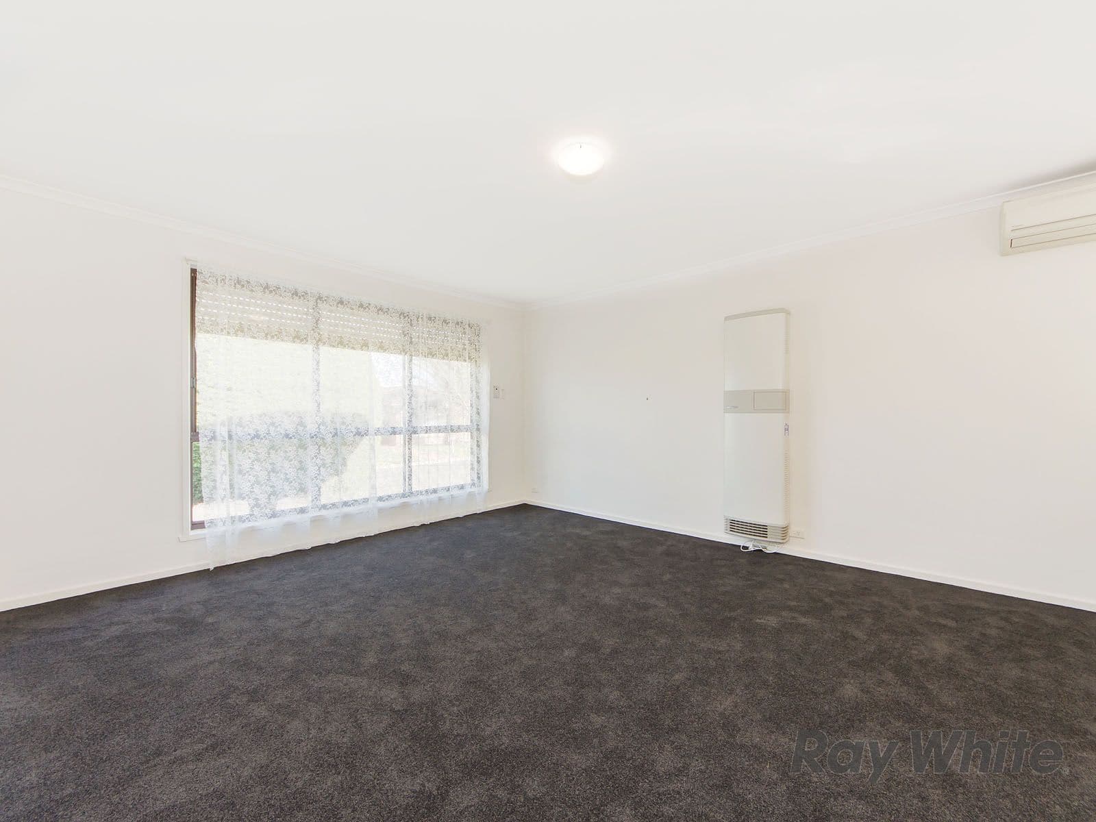 24 Unicorn Way, Kings Park VIC 3021, Kings Park - Thumbnail 2