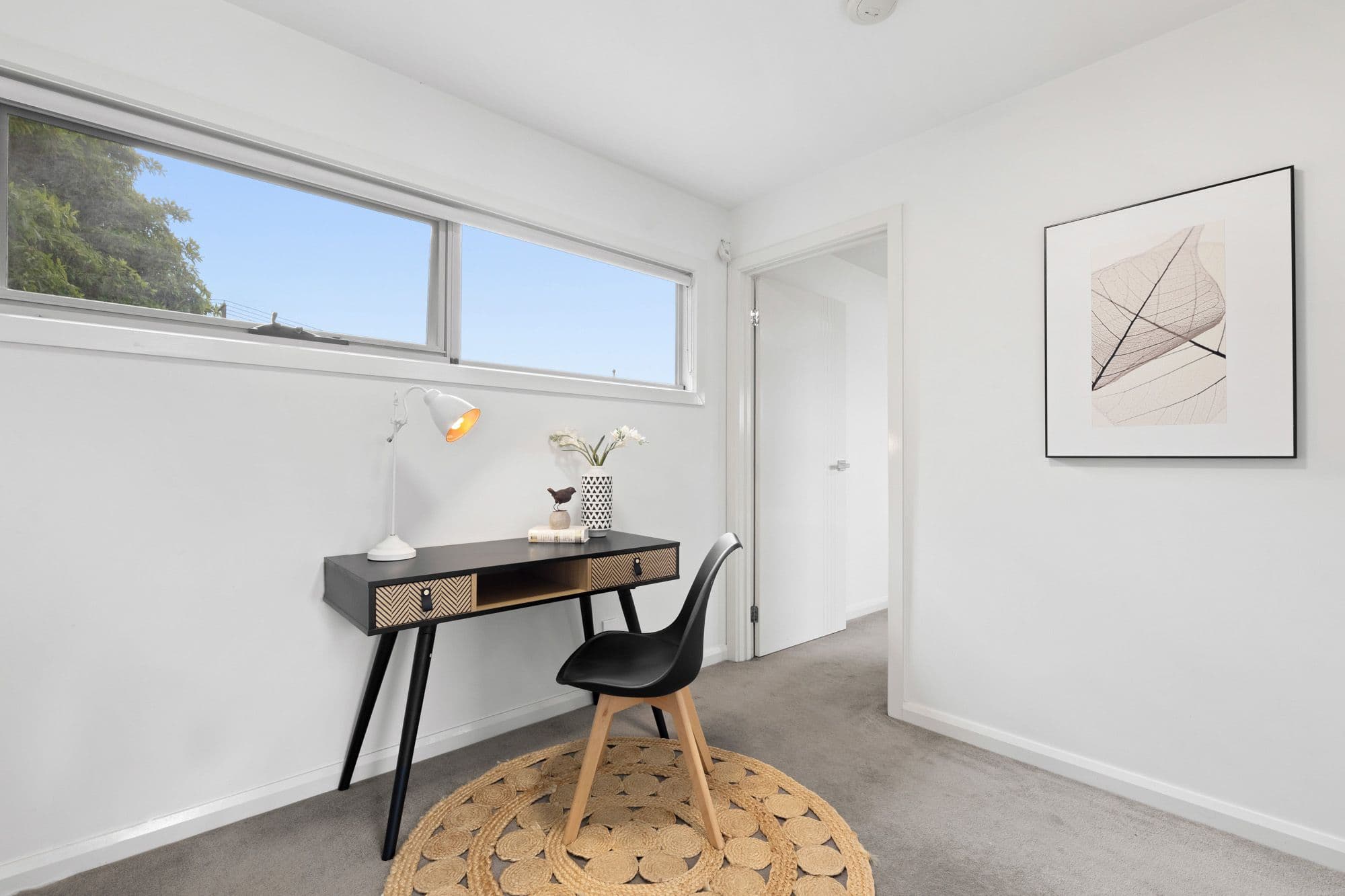 18 Hiddleston Avenue, Box Hill South VIC 3128, Box Hill South - Thumbnail 3