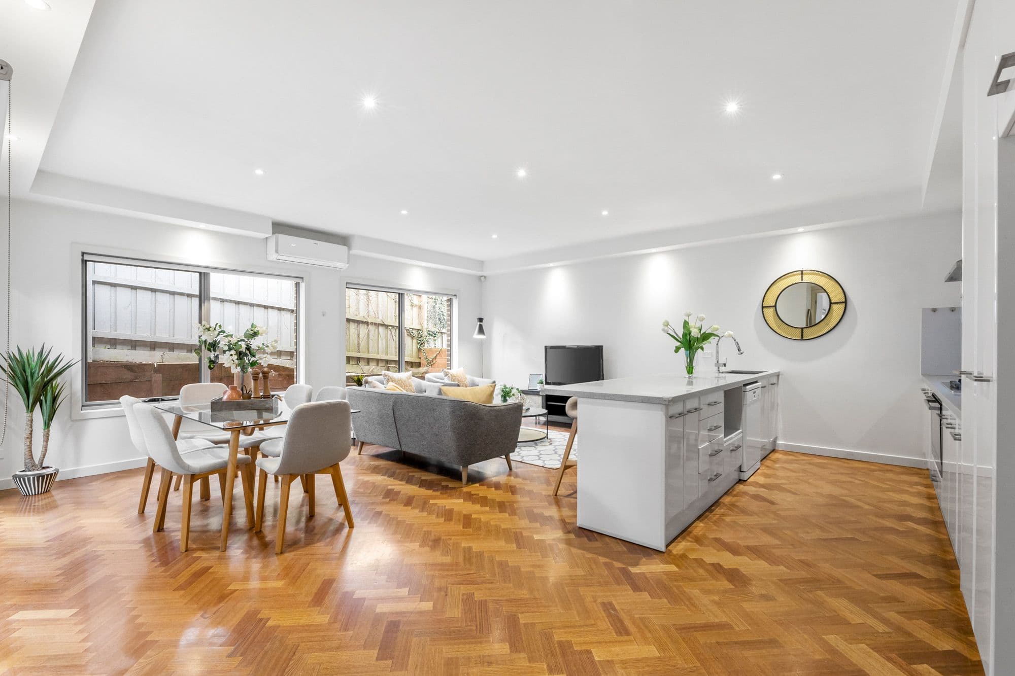 18 Hiddleston Avenue, Box Hill South VIC 3128, Box Hill South - Thumbnail 7
