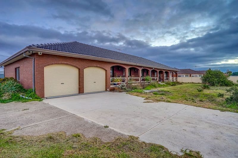 6 Blake Court, Truganina VIC 3029, Truganina - Thumbnail 5