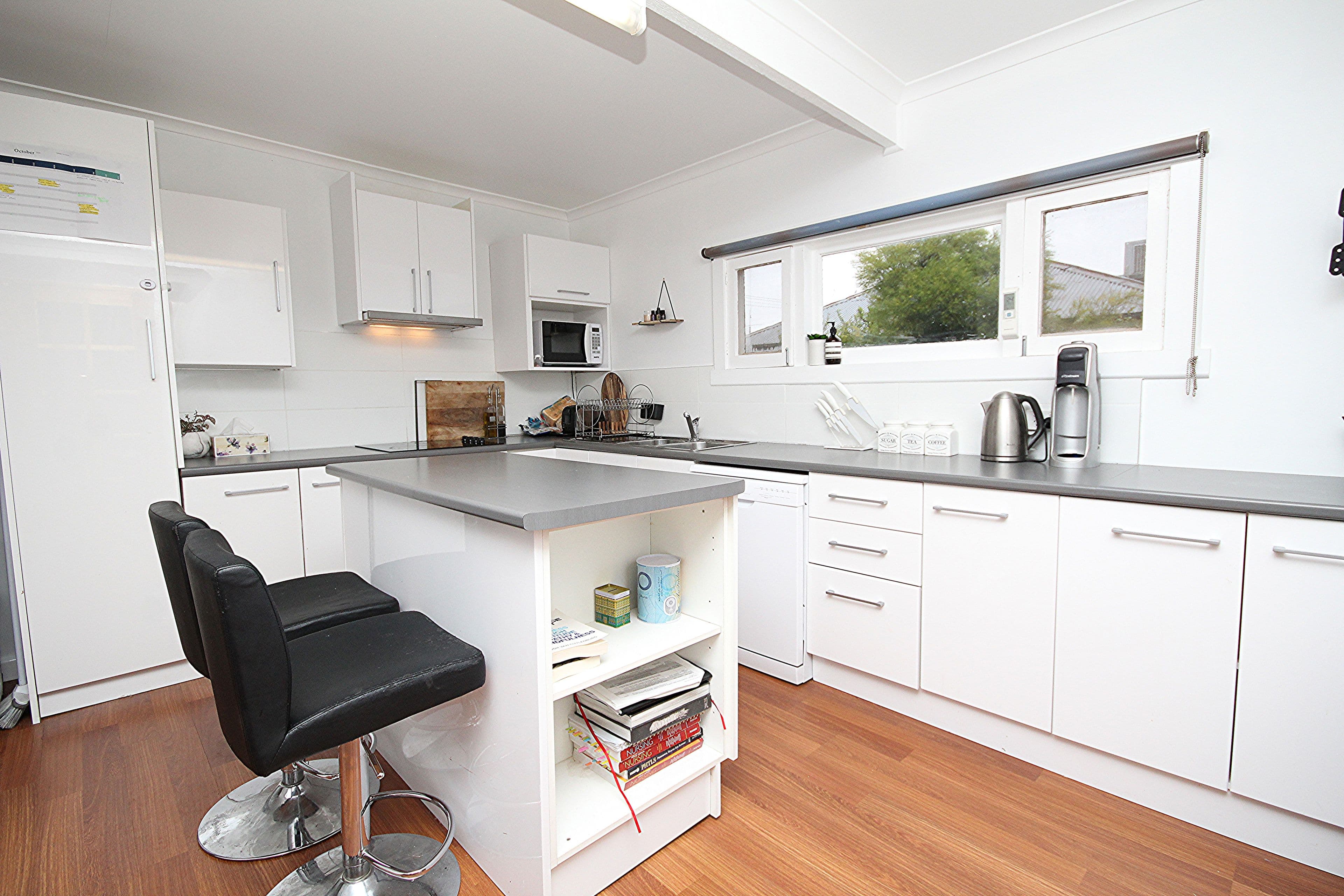 9 Tena Avenue, Horsham VIC 3400, Horsham - Thumbnail 4