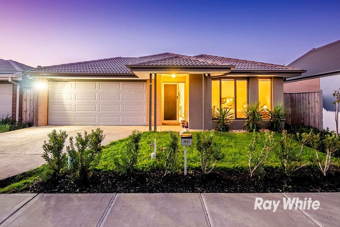 24 Boonwurrung Street, Cranbourne East VIC 3977, Cranbourne East - Image 1