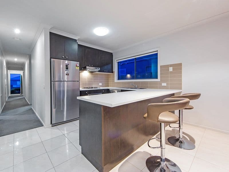 12 McDougall Place, TRUGANINA VIC 3029, Truganina - Thumbnail 6