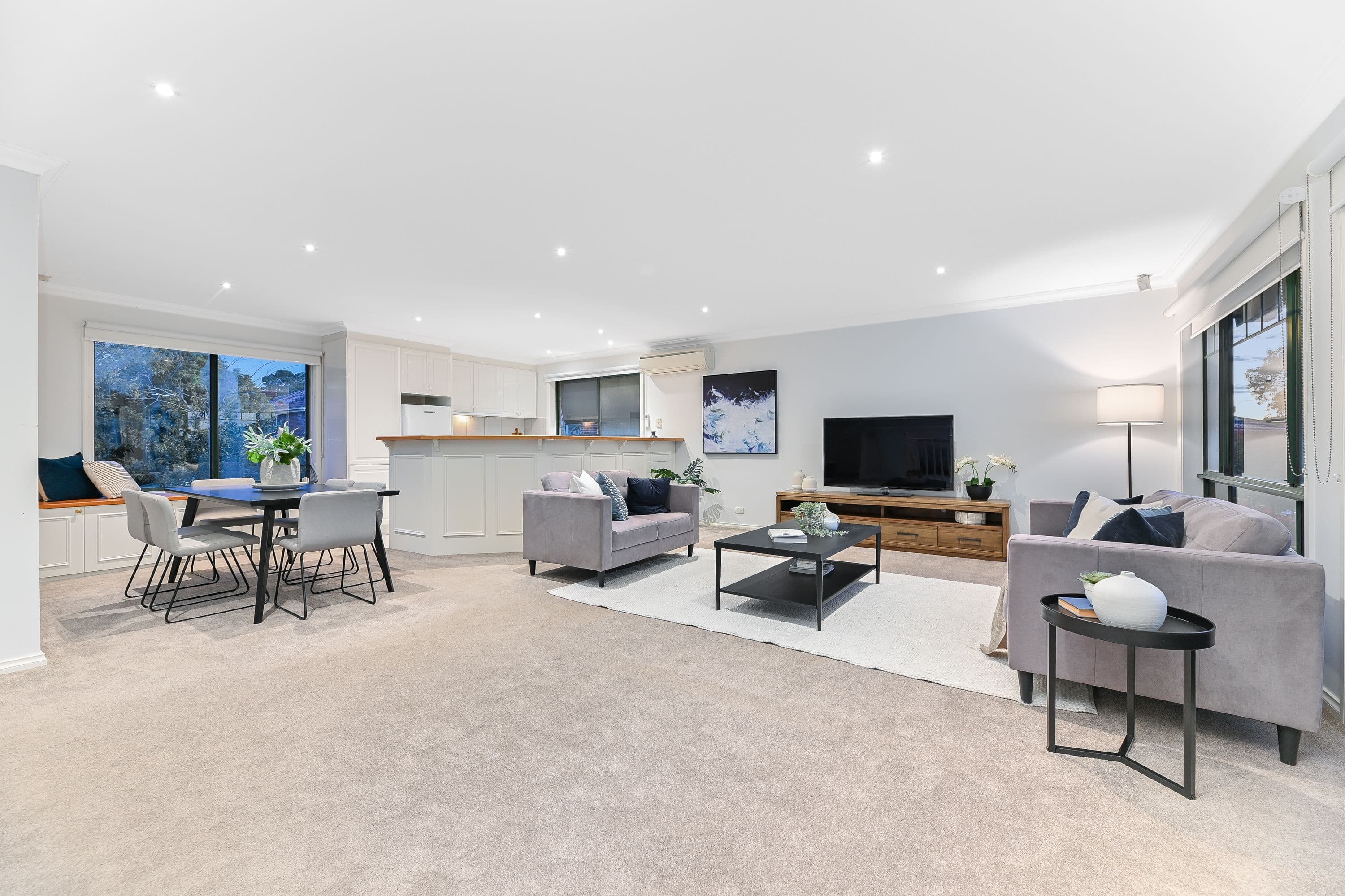 2 Madeline Street, Glen Waverley VIC 3150, Glen Waverley - Thumbnail 2