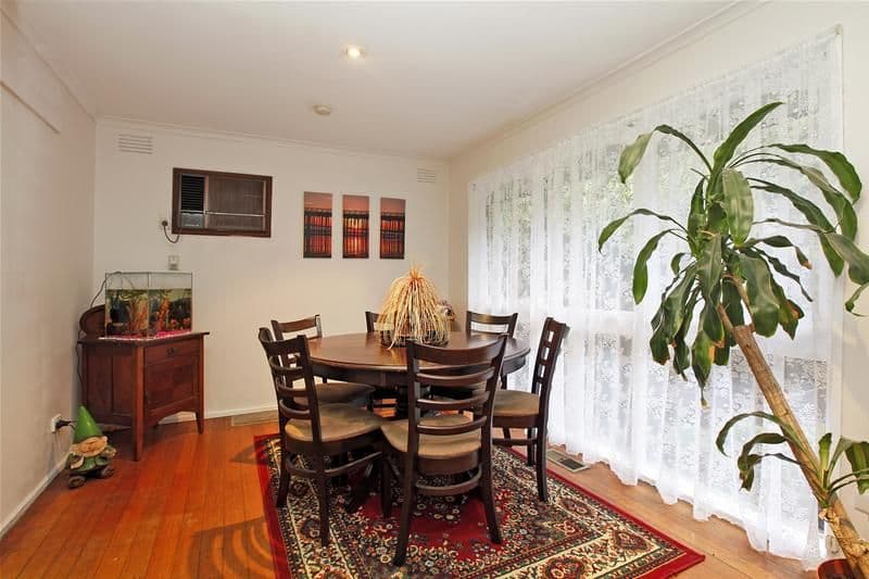 5 Delpura Glen, GREENSBOROUGH VIC 3088, Greensborough - Thumbnail 4