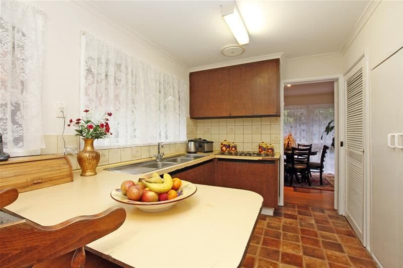 5 Delpura Glen, GREENSBOROUGH VIC 3088, Greensborough - Thumbnail 5