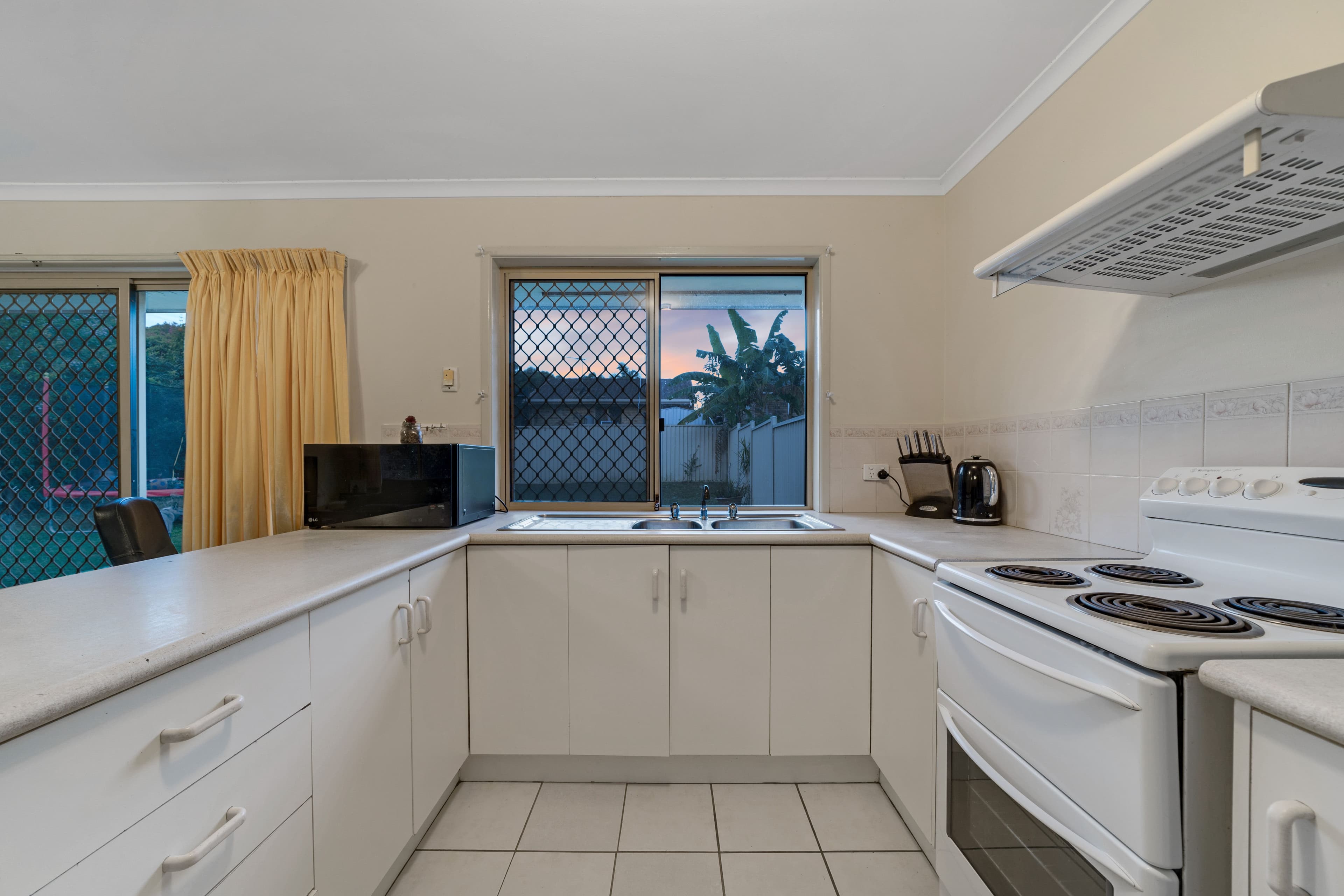 225A Fryar Road, Eagleby QLD 4207, Eagleby - Thumbnail 4