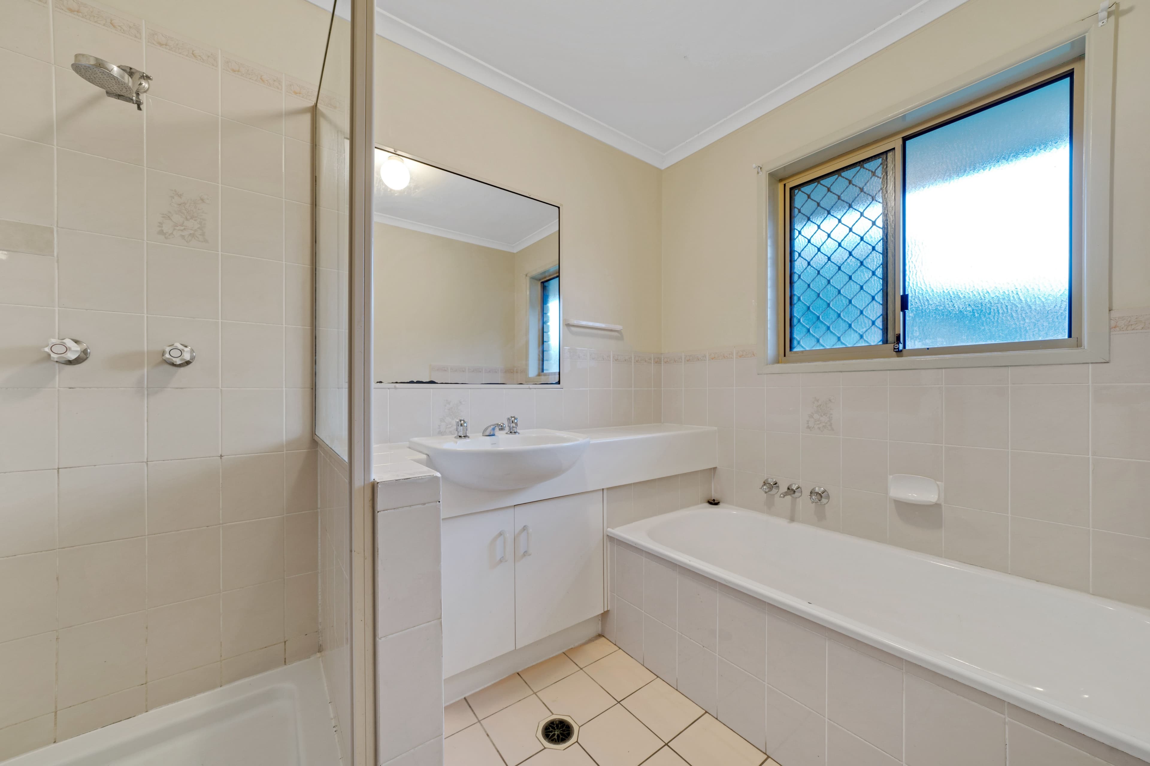 225A Fryar Road, Eagleby QLD 4207, Eagleby - Thumbnail 8