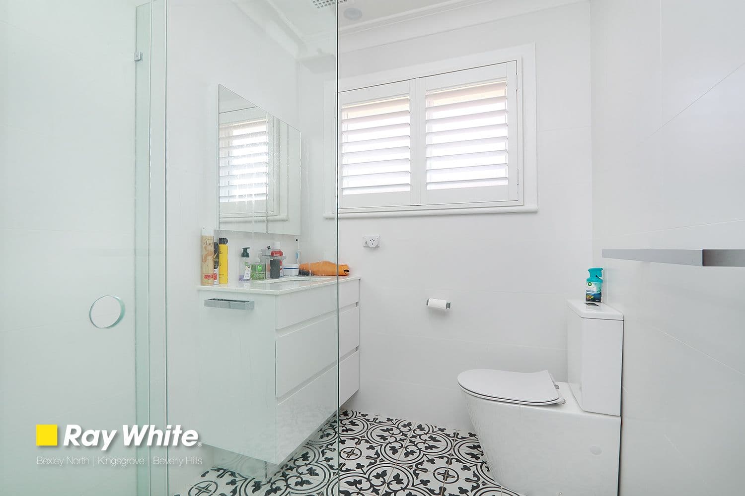 33 Moorefields Road, Kingsgrove NSW 2208, Kingsgrove - Thumbnail 3
