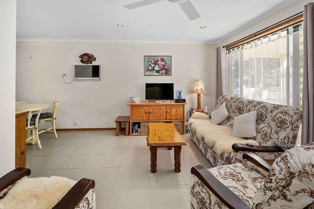 111 Crotona Road East, Alexandra Hills QLD 4161, Alexandra Hills - Thumbnail 3