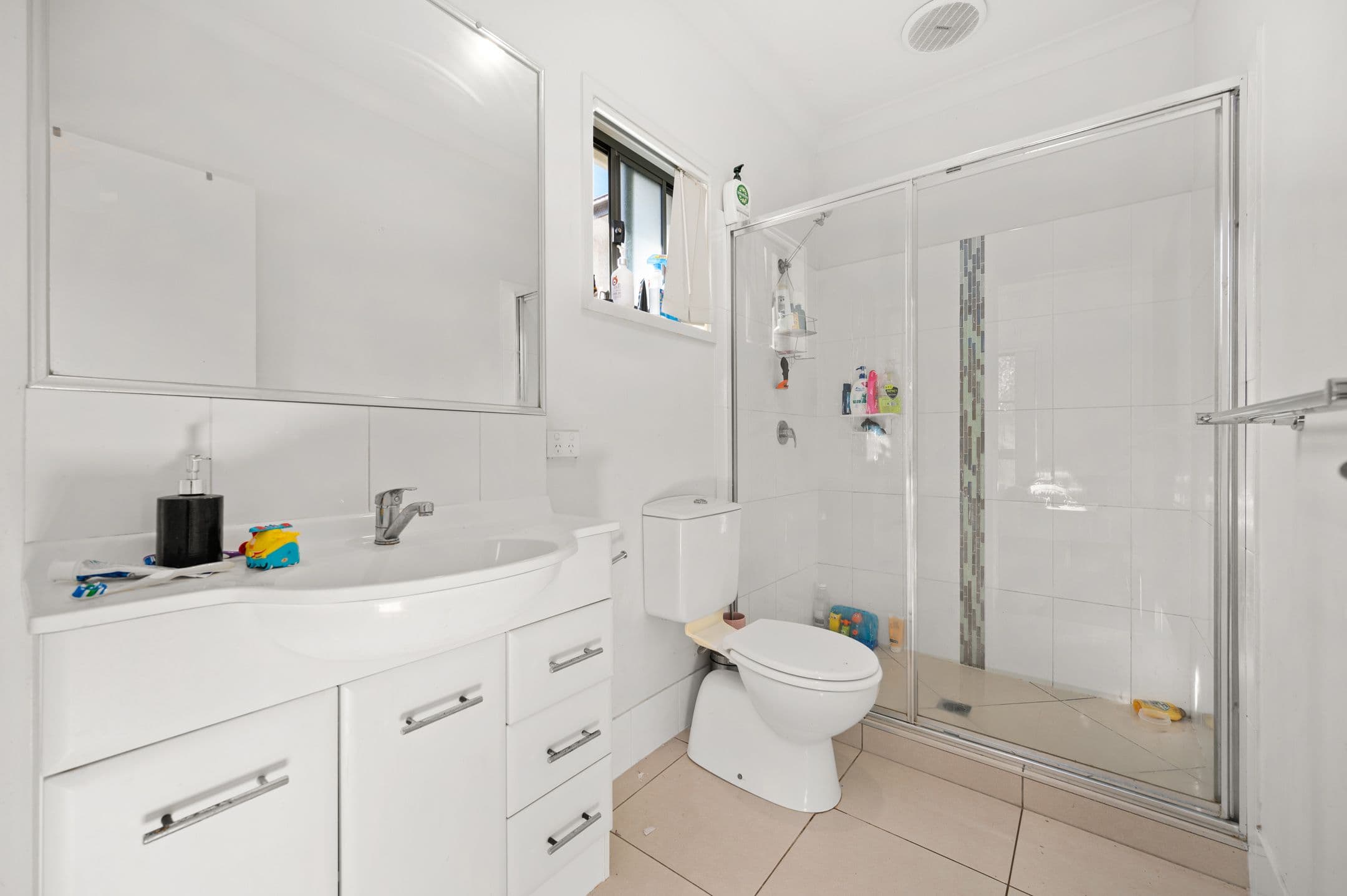 20 Rise Circuit, Pacific Pines QLD 4211, Pacific Pines - Thumbnail 6