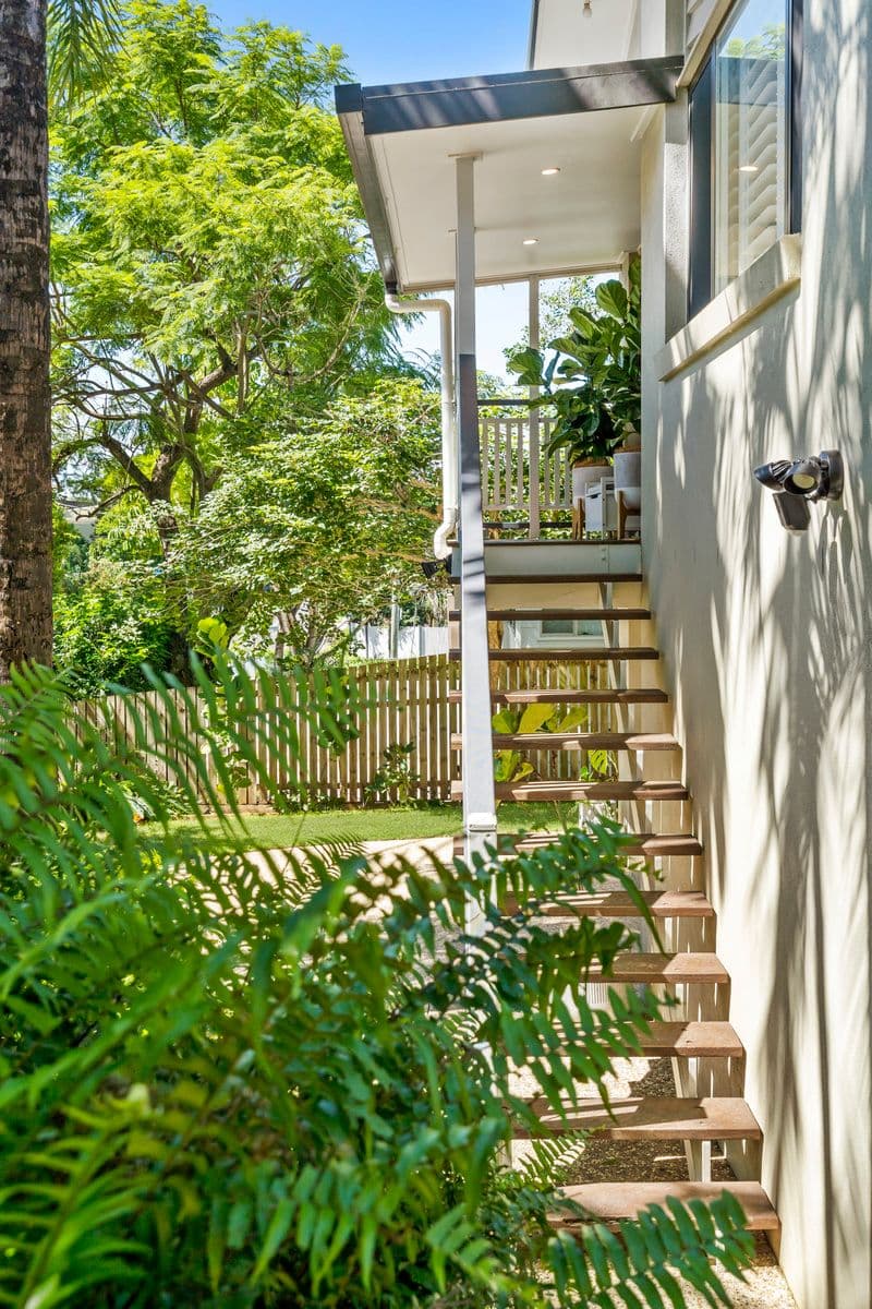196 Hyde Road, Yeronga QLD 4104, Yeronga - Thumbnail 3
